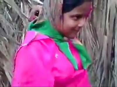 Indian Young Desi Village Girl Fucking Outdoor - Wowmoyback